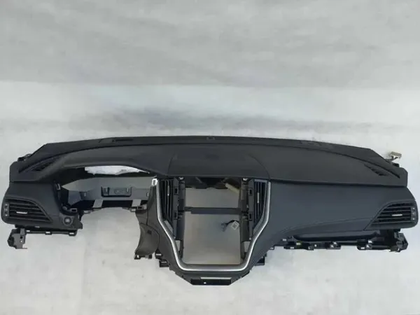 Панель приладів торпеди 66040AN00A Subaru