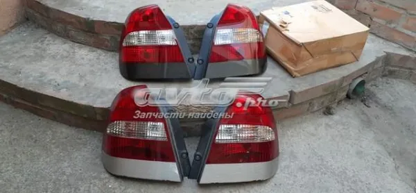 Задня права фара 96272036 General Motors