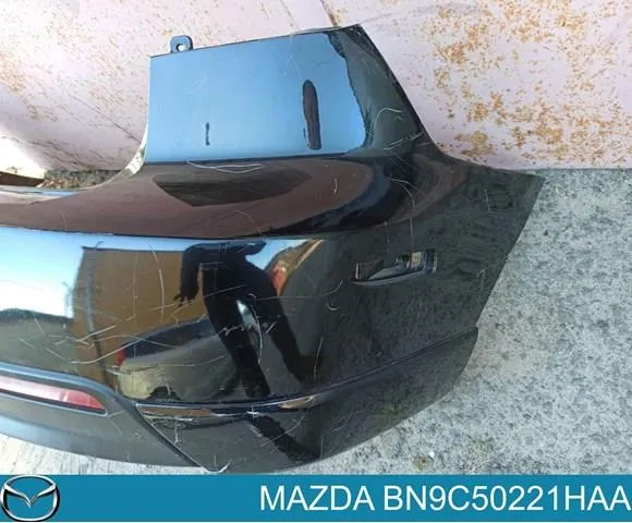 Задній бампер BN9C50221HBB Mazda