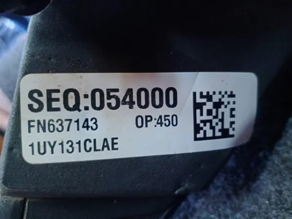  1UY131CLAE Chrysler