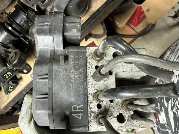 Блок АБС 4454007040 Toyota