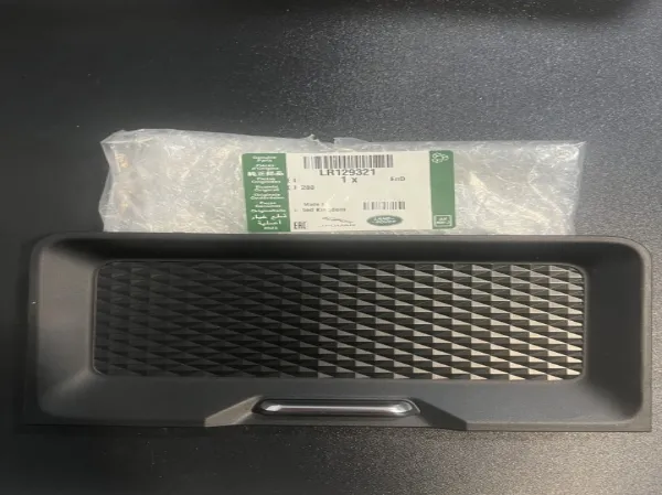 Декоративна накладка центральної консолі LR129321 Land Rover