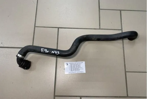 Шланг (патрубок) термостата 11537552388 BMW