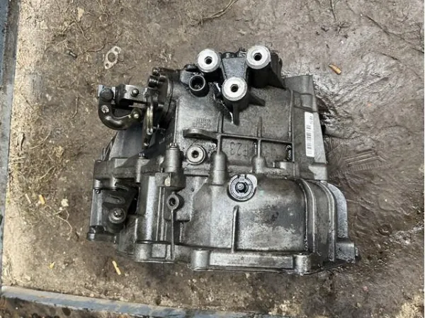 Коробка передач 5495775 General Motors