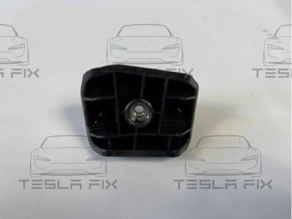 Кронштейн бампера переднього, лівий 149377200B Tesla