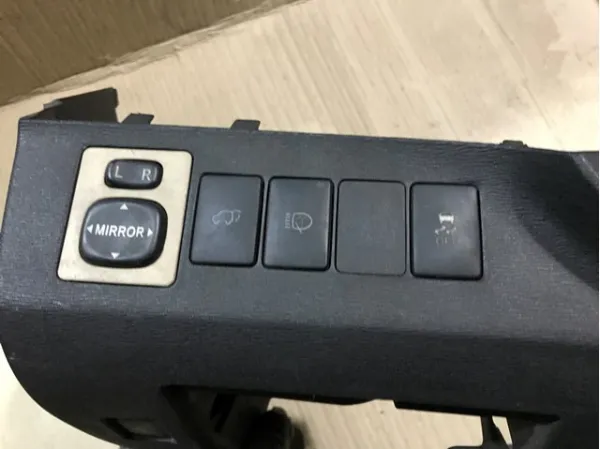  849880T010 Toyota
