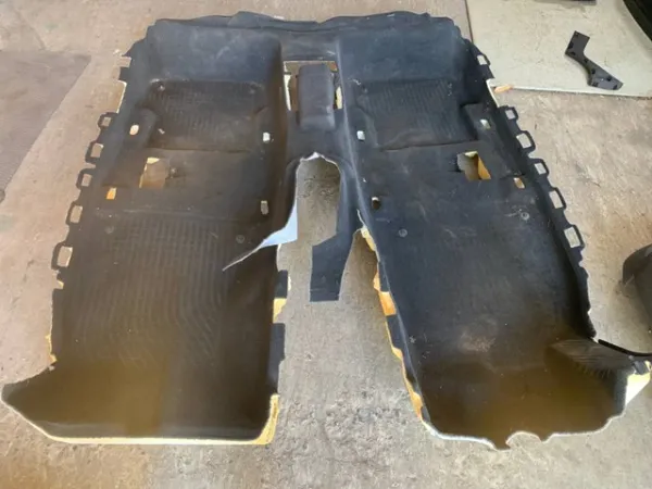  4G1863021AC VAG