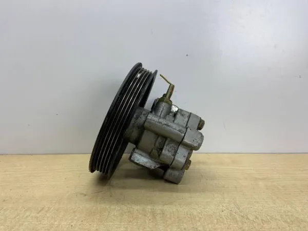 Насос ГУР MR272750 Mitsubishi