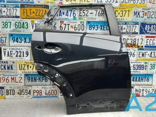Двері задні, праві DKY17202XC Mazda