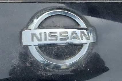 Емблема кришки багажника Nissan Note E11