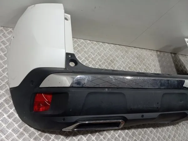 Задній бампер 1636403780 Peugeot/Citroen