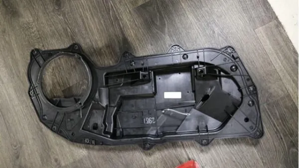  LR048305 Land Rover
