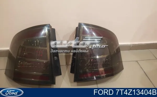 Задня права фара Ford Edge I