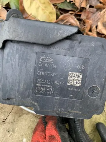  28561258413 Renault (RVI)