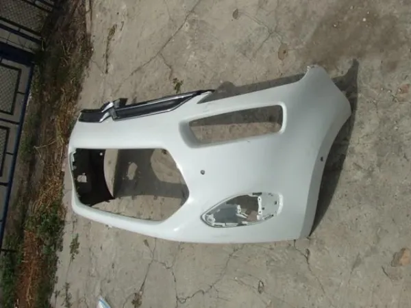 Решітка радіатора 1609551280 Peugeot/Citroen