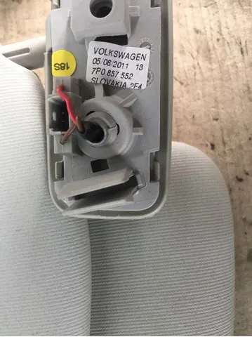 Козирок протисонячний на Volkswagen Touareg II 7P5, 7P6
