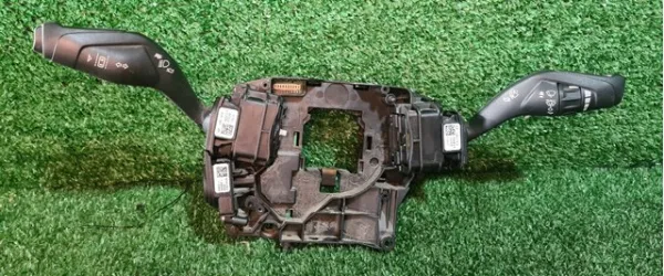  EQ9T14B522 Ford