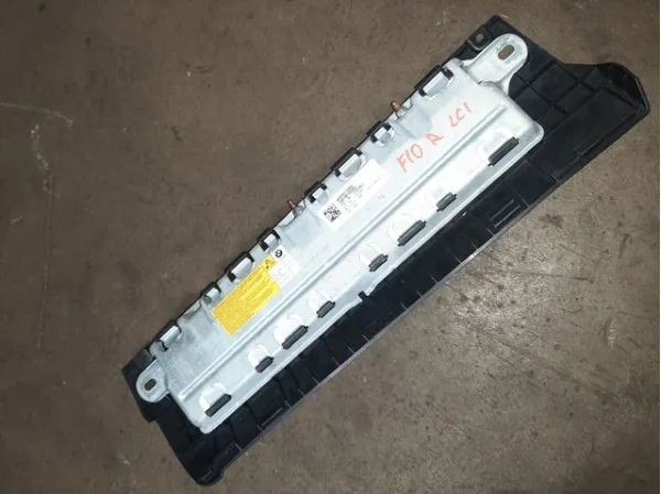  918113303 BMW
