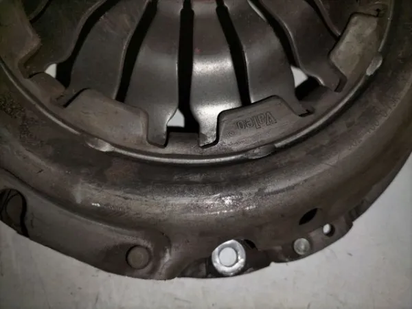 Диск зчеплення 301012426R Renault (RVI)