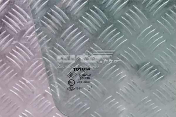 Скло передніх дверей, правою 6810112A50 Toyota