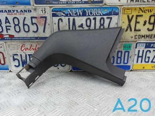 Обшивка стійки кузова внутрішня, передня права 5NN863484A82V VAG