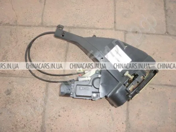 Замок задньої двері, лівої 1018005291 Geely