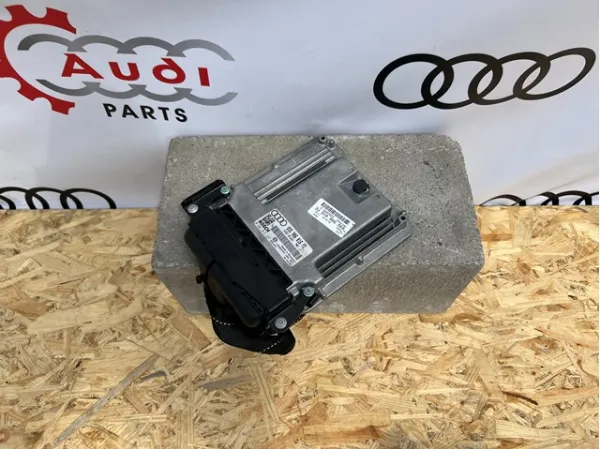 Електронний блок керування двигуном 03G906016FE VAG