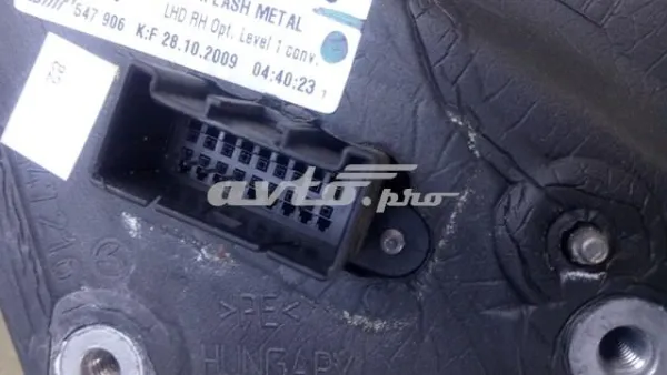Дзеркало праве 13320193 General Motors