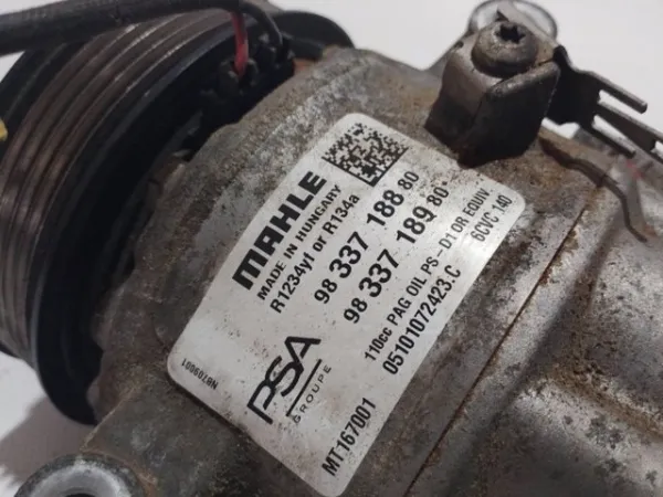 Компресор кондиціонера 9833718880 Peugeot/Citroen