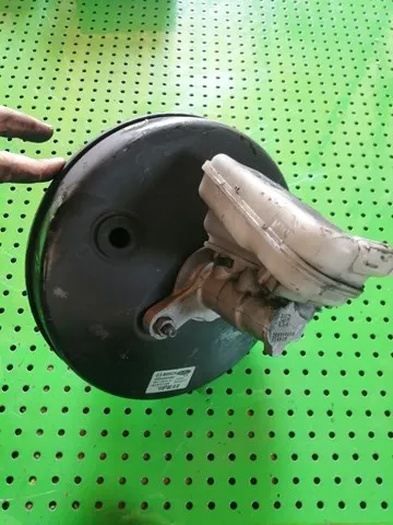 Підсилювач гальм 8V512B195DF Ford
