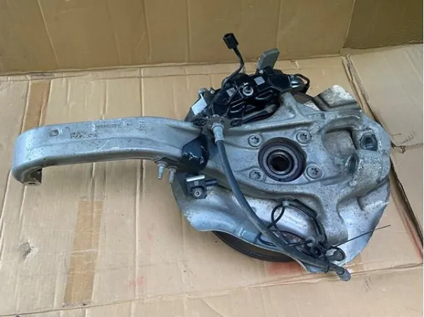 Цапфа - поворотний кулак передній, правий 50541554 Fiat/Alfa/Lancia