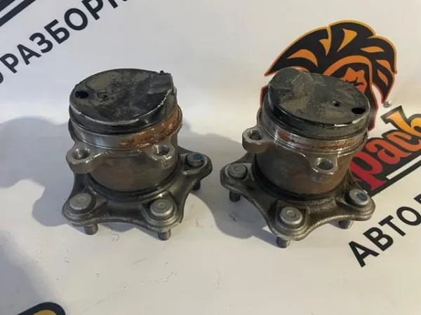Задня маточина 432025SN0A Nissan/Infiniti
