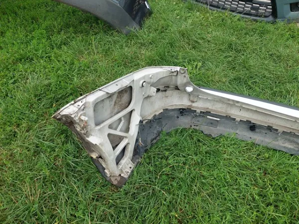  4M51N17906AE Ford