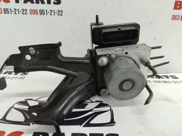Блок АБС 476604FU0C Nissan/Infiniti