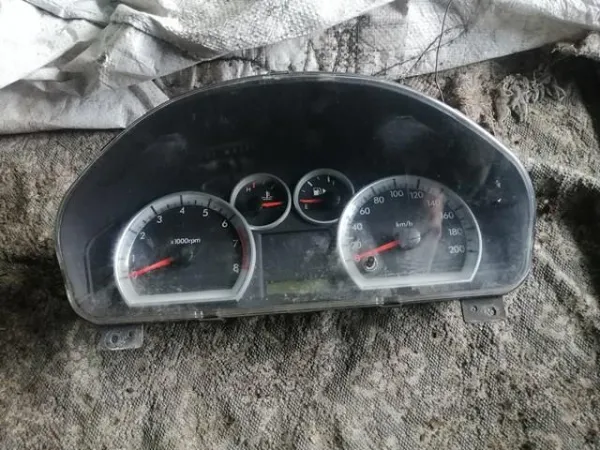 Приладова дошка-щиток приладів 96859182 General Motors