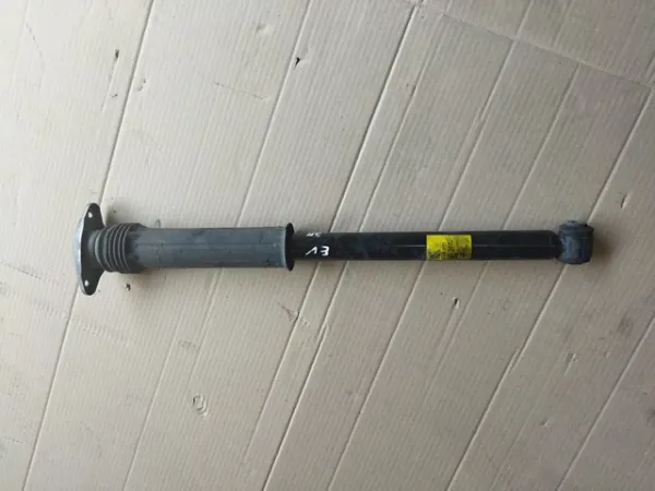 Амортизатор задній 42759416 General Motors
