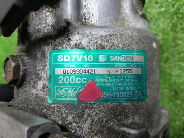 Насос кондиціонера Mazda 3M5H19D629SA
