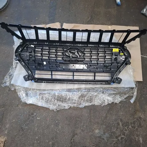 Решітка радіатора 86350G4AC0 Hyundai/Kia