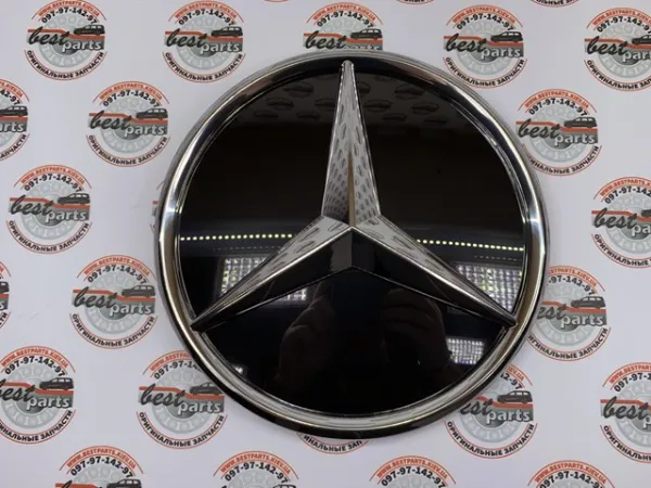 Емблема решітки радіатора A000880030064 Mercedes