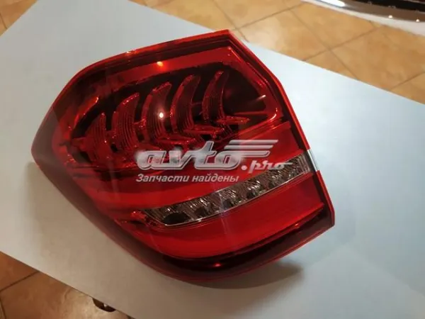 Ліхтар задній лівий, зовнішній A1669060502 Mercedes