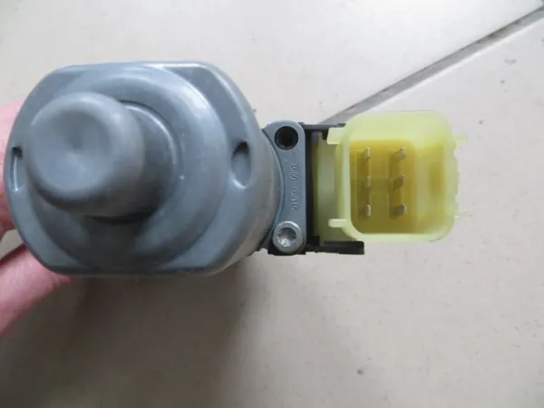  8A6114553B Ford