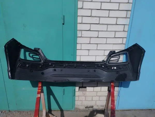 Задній бампер 86610J9000 Hyundai/Kia