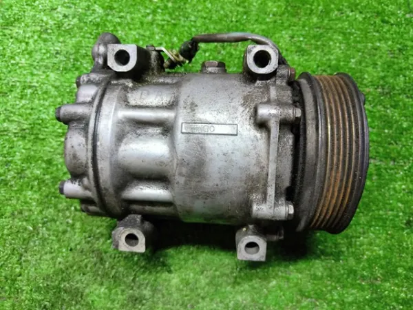 Насос кондиціонера Mazda 3M5H19D629SA