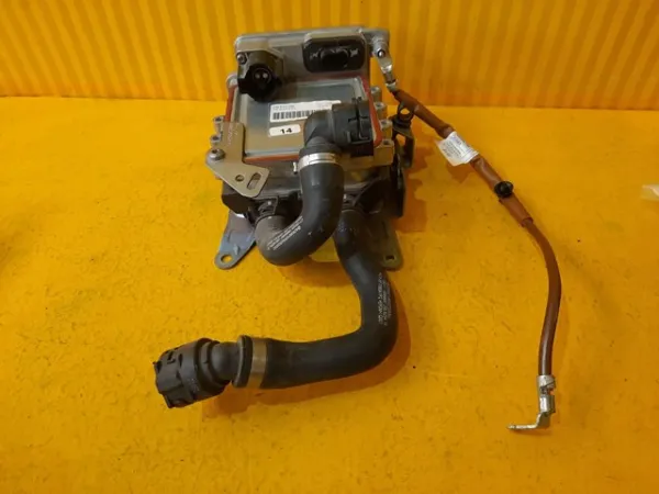 Електропідігрівач охолоджуючої рідини A0008358403 Mercedes