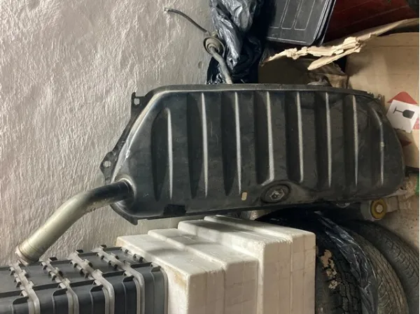 Паливний бак Mercedes E C124