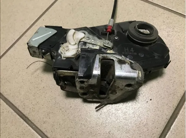 6911060191 Toyota