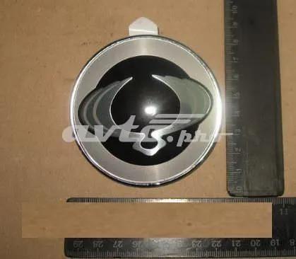 Емблема капота SsangYong Kyron 