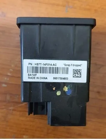  HS7T14F014AC Ford