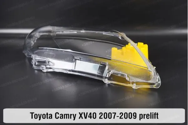 Фара права 8113033610 Toyota