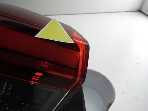Ліхтар задній лівий, зовнішній 9829317980 Opel
